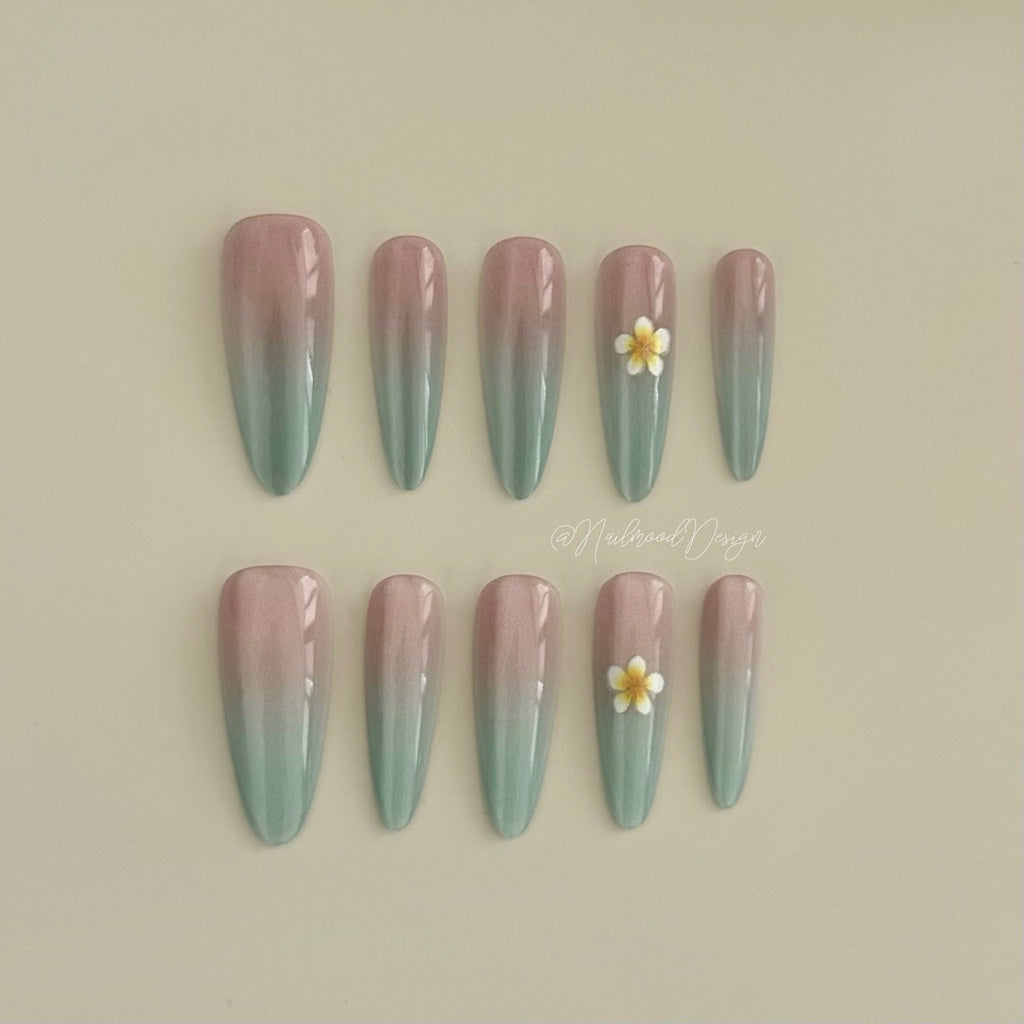 Lunar Breeze Frangipani Press-ons