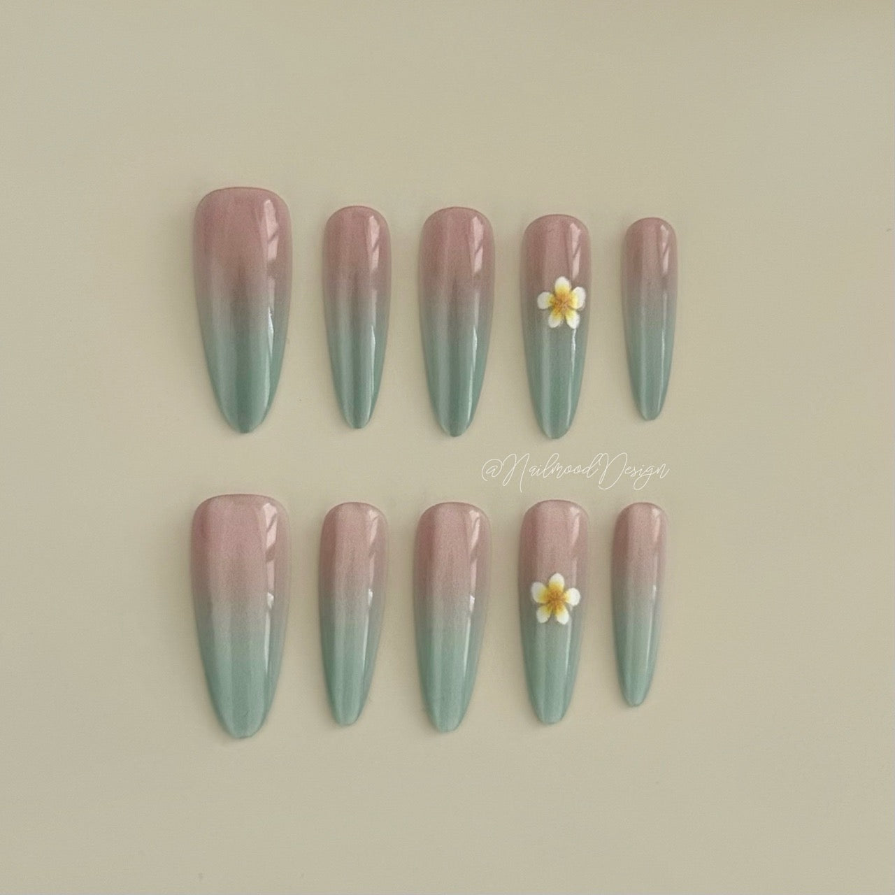 Lunar Breeze Frangipani Press-ons