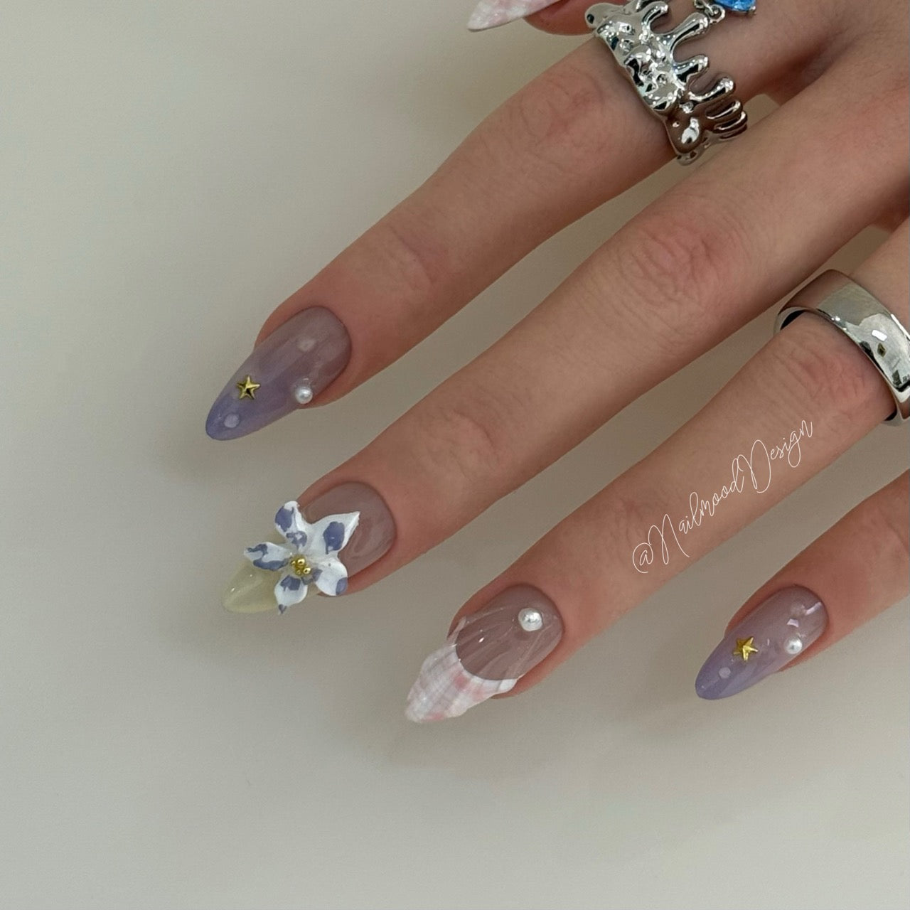 Lilac Sea Mist Press-ons