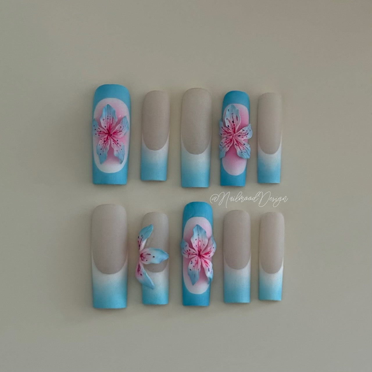 Lily Mist Garden Press-ons