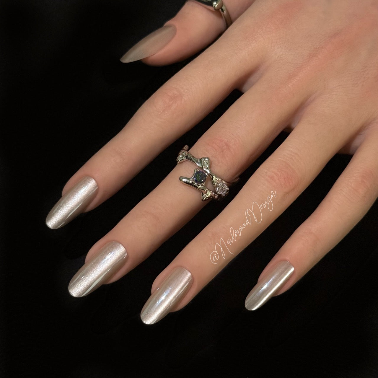 Nude Glow Press-ons Long Oral